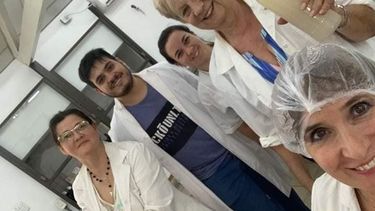 Universidad al servicio: la Nacional de San Juan comenzó a elaborar alcohol en gel