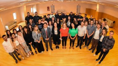 El ministro Guido Romero visitó a los trabajadores del Teatro del Bicentenario.