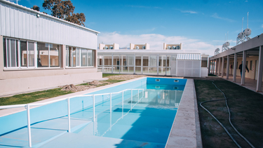 Cómo se adjudicará el nuevo barrio del IPV con piscina y SUM que se construye en Pocito