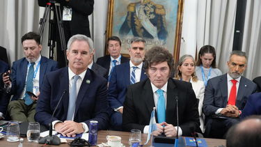 Javier Milei, presidente de Argentina, y el canciller Pablo Quirno, en la última reunión del Mercosur