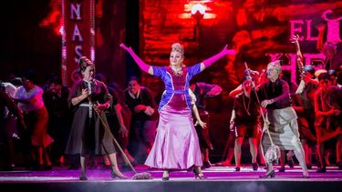 Actriz de la FNS defiende a los artistas en medio del reclamo docente: Cuidado con la derecha rancia