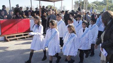 Angaco se vistió de celeste y blanco para celebrar el Día de la Bandera