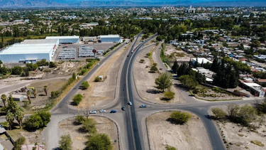 gigante de asfalto y pulmon verde: los secretos detras de la imponente mega rotonda de ruta 20 gigante de asfalto y pulmon verde: los secretos detras de la imponente mega rotonda de ruta 20