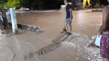 Bajada de creciente en Calingasta. Imágenes cortesía El Sol de Calingasta