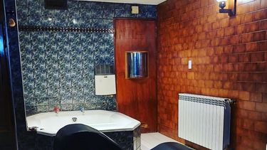 ¿Está prohibido que ingresen más de dos personas a un hotel alojamiento? Mirá la sorpresiva respuesta