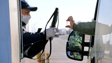 Dos camioneros encendieron las alarmas en San Juan: les hicieron test rápidos y dieron positivo de COVID-19