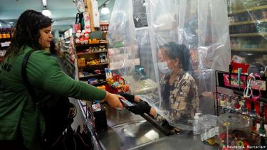 Chinofobia”: las fake news y los rumores que arruinan a los supermercados chinos de San Juan