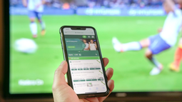 El Mundial prende alertas en San Juan por el riesgo de las apuestas entre adolescentes El Mundial prende alertas en San Juan por el riesgo de las apuestas entre adolescentes