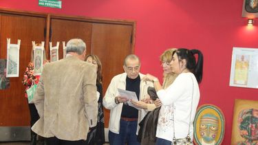 Una alfombra roja en pleno centro sorprendió a los sanjuaninos