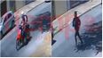 Video: así robaron una moto en la puerta de un consorcio del centro sanjuanino Video: así robaron una moto en la puerta de un consorcio del centro sanjuanino