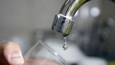 Siguen los cortes de agua en los departamentos: ¿a quiénes les toca el viernes?
