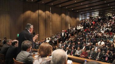 Traspaso de contratados a planta: el 47,55% a servicios