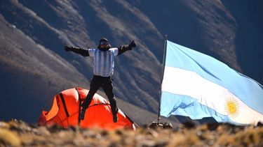 El hincha más alto del mundo redobla la apuesta y agradece a Tiempo de San Juan