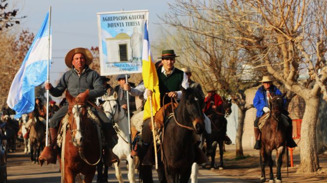 Cabalgata a la Difunta Teresa, una travesía de kilómetros cargados de fe y devoción