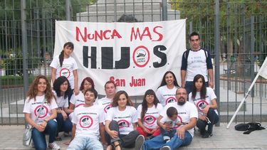 En contra de las Fuerza Armadas en las calles