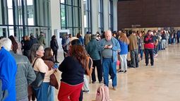Teatro del Bicentenario: en menos de dos horas se agotaron las entradas para disfrutar la Gala Patria Teatro del Bicentenario: en menos de dos horas se agotaron las entradas para disfrutar la Gala Patria