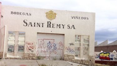 Historia: El doloroso abandono de la bodega Duc de Saint RemyEl doloroso abandono de la bodega Duc de Saint Remy