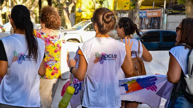 ADICUS confirmó su adhesión al paro docente universitario por 48 horas, durante la próxima semana.