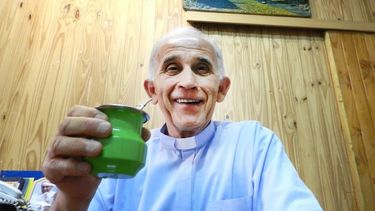 Internaron al padre Paquito: permanece en observación en el Hospital Marcial Quiroga