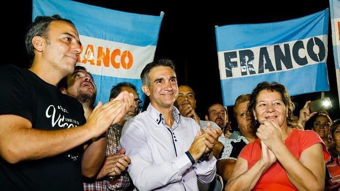 Aranda inauguro obras de repavimentación y alumbrado público