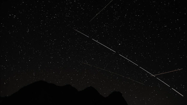 Este viernes, la Estación Espacial Internacional cruzará el cielo sanjuanino con un brillo comparable al de Venus y pasará por encima de la ciudad Capital. Podrá observarse a simple vista durante seis minutos. &nbsp;