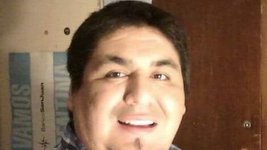 Perdió a su familia en un incendio, no encuentra trabajo y lanzó una rifa para seguir estudiando