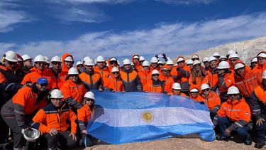 Cómo es vivir y trabajar a más de 4000 metros de altura: un día en Veladero
