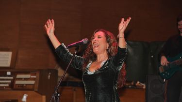 El Día de la Patria ya se palpita con la voz de Sandra Mihanovich