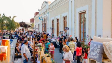 La Navidad llegará antes en Capital con la Feria del Andén.