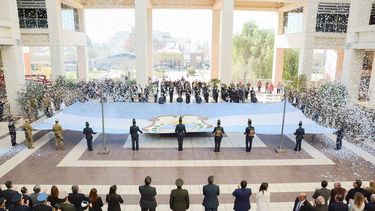 El relevo de guardia de la Bandera Ciudadana, en imperdibles imágenes