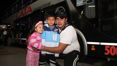 Llegó a la provincia en sanjuanino que perdió todo en el tsumami: Voy a volver a Chile, me dio muchoEl sismo y el tsunami los dejaron sin nada y se vuelven a San Juan