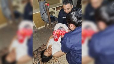 Policías héroes ayudaron al nacimiento de una bebé en Caucete
