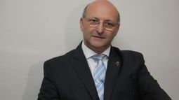 Un grupo de abogados impulsa la reelección del presidente del Foro