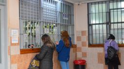 ¿Corrupción en un centro de salud pública sanjuanino?: un hombre dice que cobra por dar turnos rápidos en La Rotonda ¿Corrupción en un centro de salud pública sanjuanino?: un hombre dice que cobra por dar turnos rápidos en La Rotonda