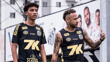 santos, en llamas: robinho jr. denuncio una agresion de neymar y evalua irse del club santos, en llamas: robinho jr. denuncio una agresion de neymar y evalua irse del club