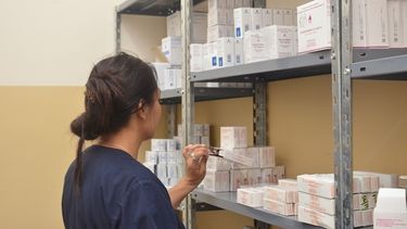 Antibióticos con receta archivada: la propuesta para frenar una crisis de salud en San Juan