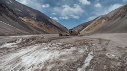 Paso de Agua Negra: desde la jugada de Nación mandando plata para ingeniosas obras y el interés por EBITAN, hasta un récord helado Paso de Agua Negra: desde la jugada de Nación mandando plata para ingeniosas obras y el interés por EBITAN, hasta un récord helado