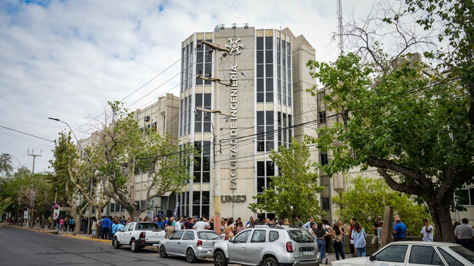 Un total de 21 organismos nacionales, entre ellos, la Universidad Nacional de San Juan: se suman al plan local para ahorrar luz. 