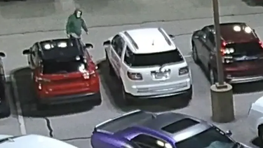 Le vino fallado el auto que compró y mirá lo que hizo en la concesionaria