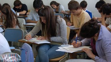 Capacitar para crear oportunidades: 1400 jóvenes se sumaron