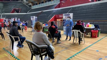 Si tenés más de 50 años apurate a inscribirte para vacunarte: las razones