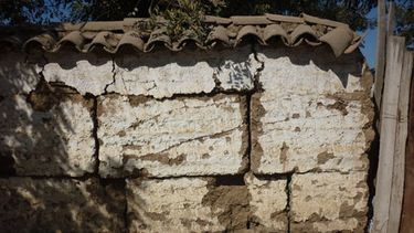 Bebé sanjuanina tiene fibrosis quística, puede quedarse ciega y el terromoto derrumbó su casa