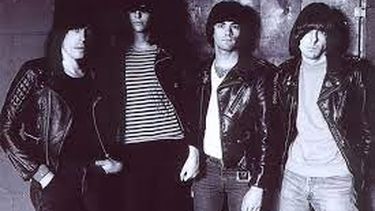 A 20 años de la muerte de Joey: el recuerdo de uno de Los Ramones tocando en San Juan