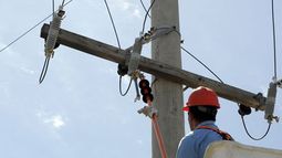 Comerciantes cauceteros sin energía eléctrica hace tres horas