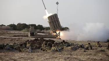Cómo funciona la Cúpula de Hierro que defiende a Israel de los misiles de Irán, Hezbollah y Hamas