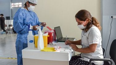Vacuna contra el coronavirus: cuántos sanjuaninos recibieron ya la primera dosis