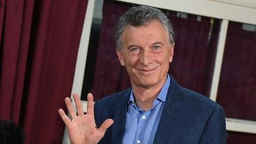 La curiosa foto que se sacó un sanjuanino en un cumpleaños de Macri y abrió debate