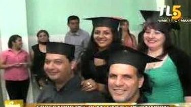 La emoción de los adultos que pudieron completar sus estudios