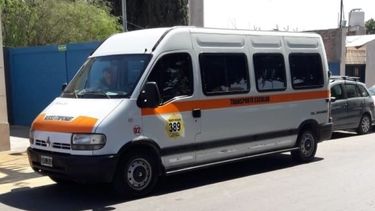 Cuáles son los transportes autorizados para traslado escolar en San Juan