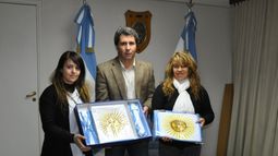 Donaron banderas a la Escuela “Doctor Honorio Pueyrredón”